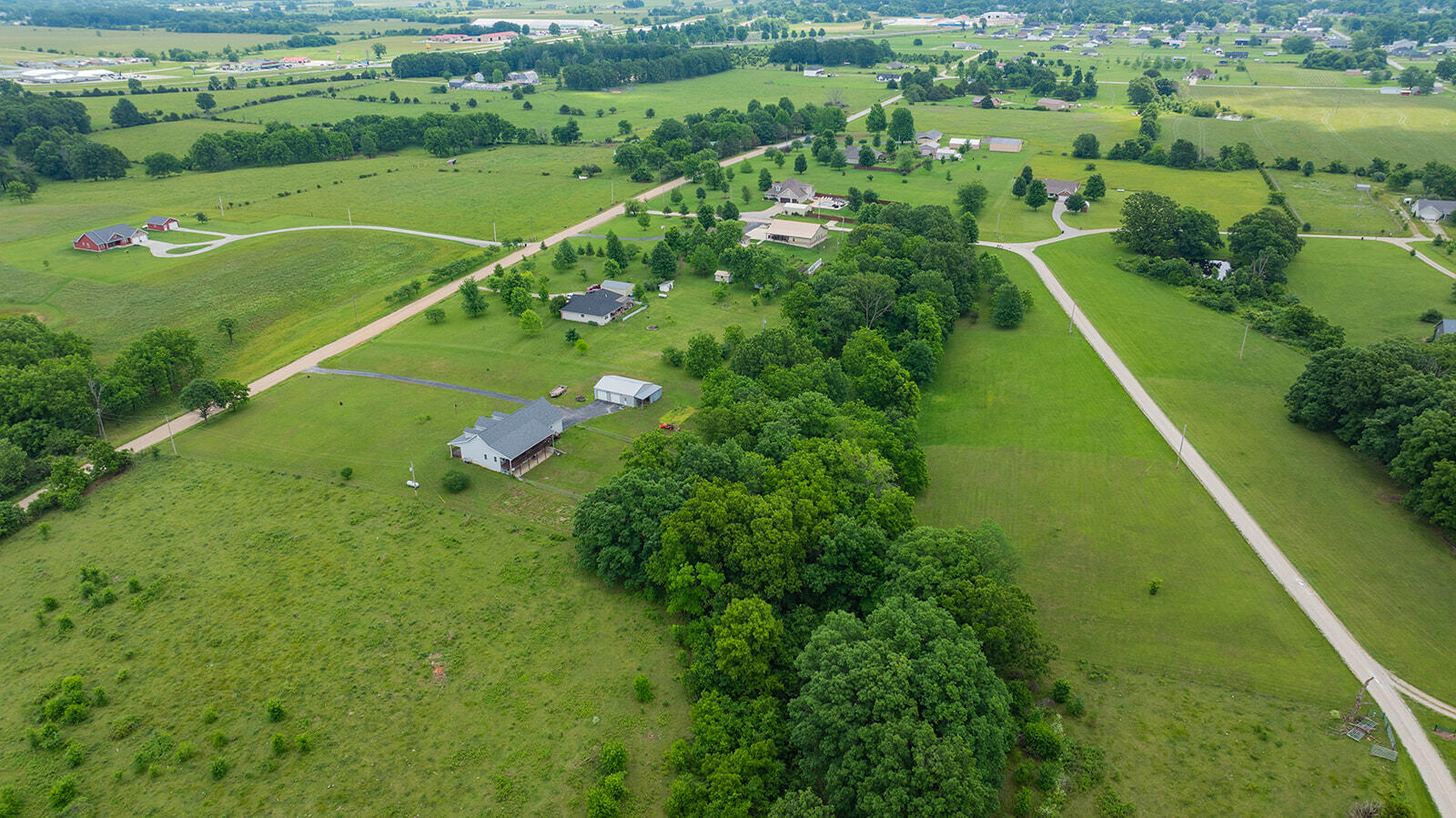 1823 Finley Falls Road Seymour, MO 65746 - Photo 65 of 74 DJI_20260527113545_0185_D