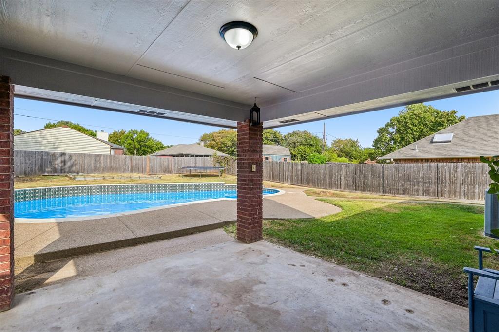 609 Ruth Drive Kennedale, TX 76060 - Photo 31 of 36 Gallery Image 31
