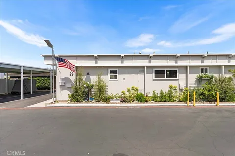 $927,000 | 8 Saratoga, Newport Beach, CA 92660