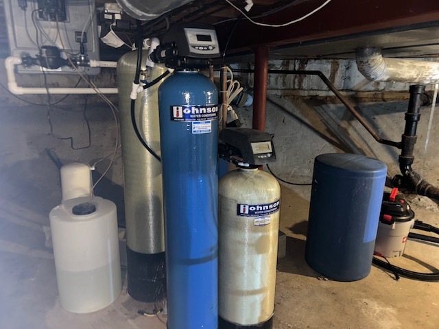 155 Forestview Drive Elgin, IL 60120 - Photo 34 of 36 a close view of water heater room