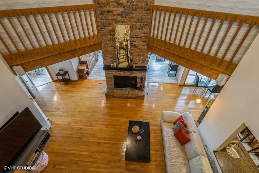 155 Forestview Drive Elgin, IL 60120 - Photo 8 of 36