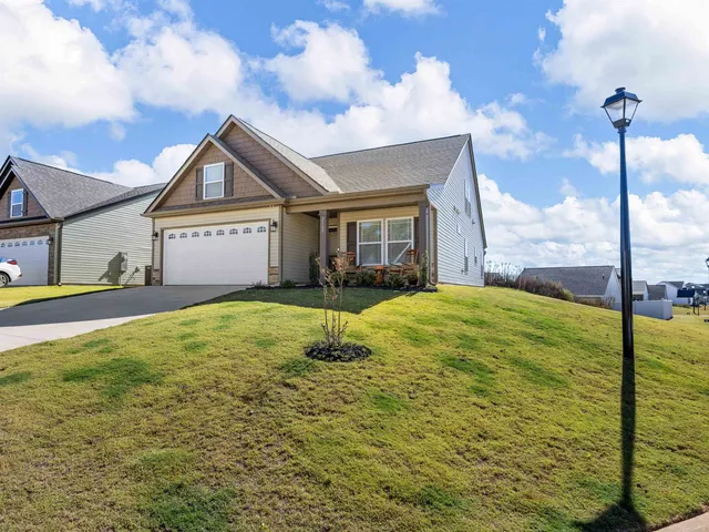 $324,900 | 2160 Davenport Court, Moore, SC 29369