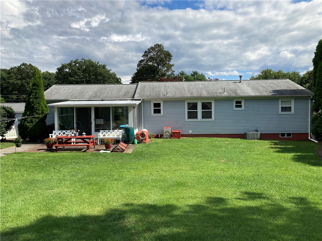 184 Bayberry Road Woonsocket, RI 02895 - Photo 16 of 17