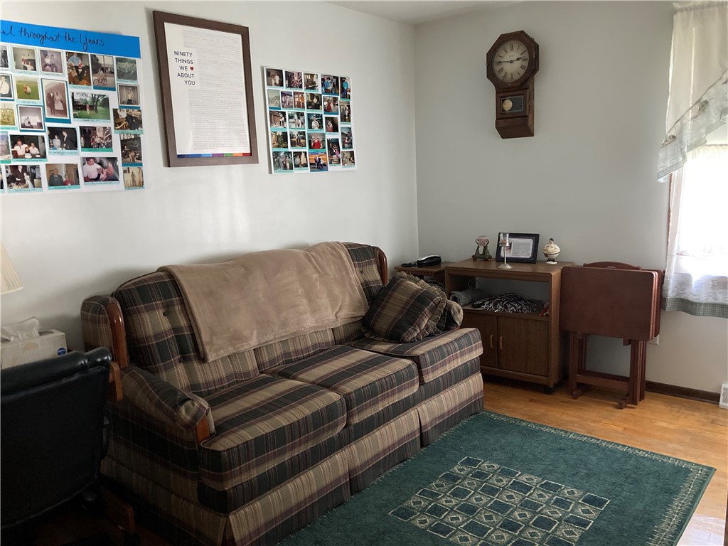 184 Bayberry Road Woonsocket, RI 02895 - Photo 6 of 17
