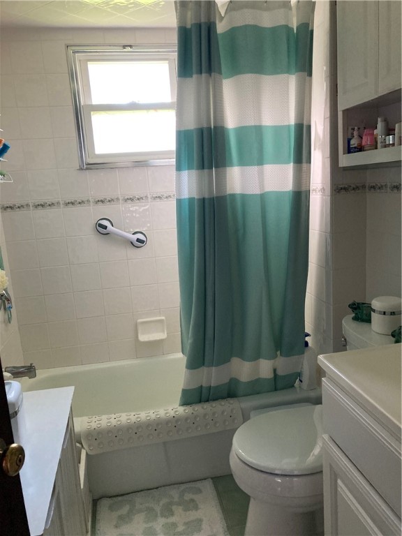 184 Bayberry Road Woonsocket, RI 02895 - Photo 7 of 17