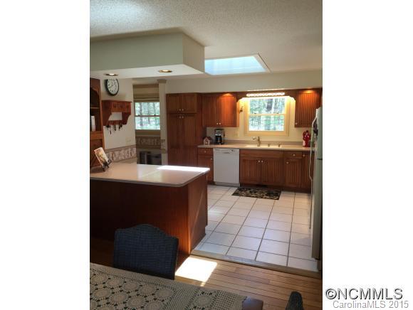152 Thunder Road Brevard, NC 28712 - Photo 2 of 21 Gallery Image 2
