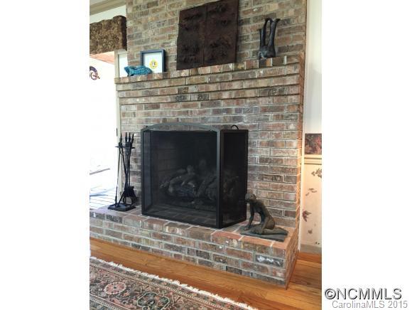 152 Thunder Road Brevard, NC 28712 - Photo 7 of 21 Gallery Image 7