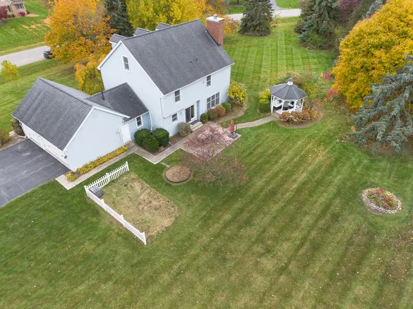 $699,000 | 9180 Yorkshire Drive, Saline, MI 48176