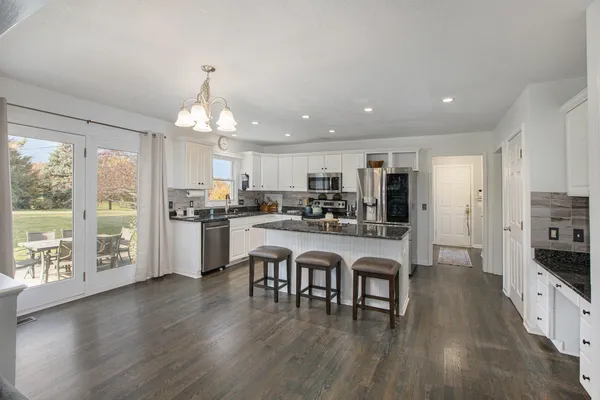 $699,000 | 9180 Yorkshire Drive, Saline, MI 48176