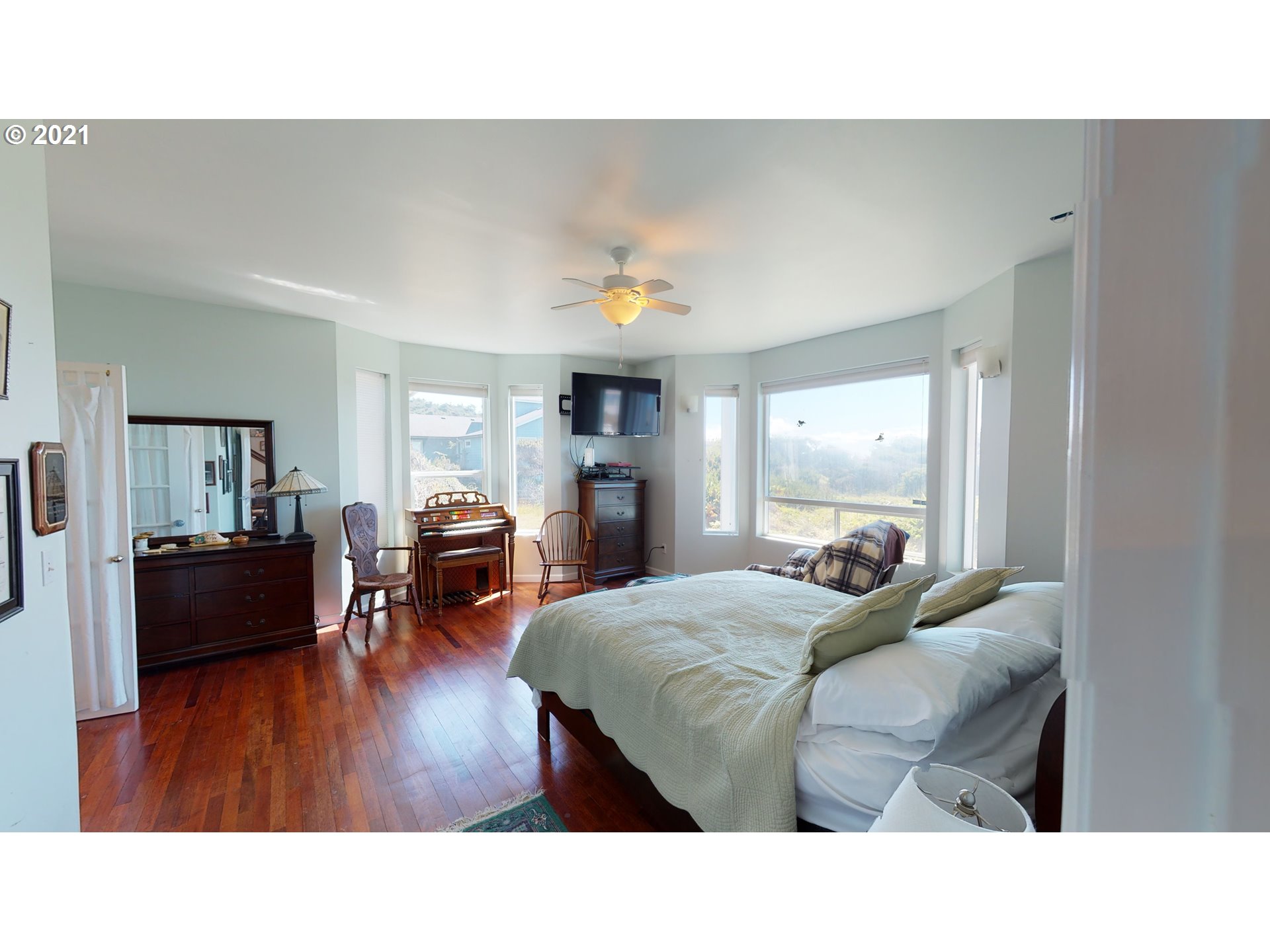 32816 Kilgore Road Gold Beach, OR 97444 - Photo 12 of 32