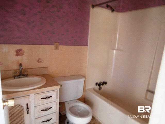 19060 Hunting Club Road Seminole, AL 36574 - Photo 10 of 18 Bath 1