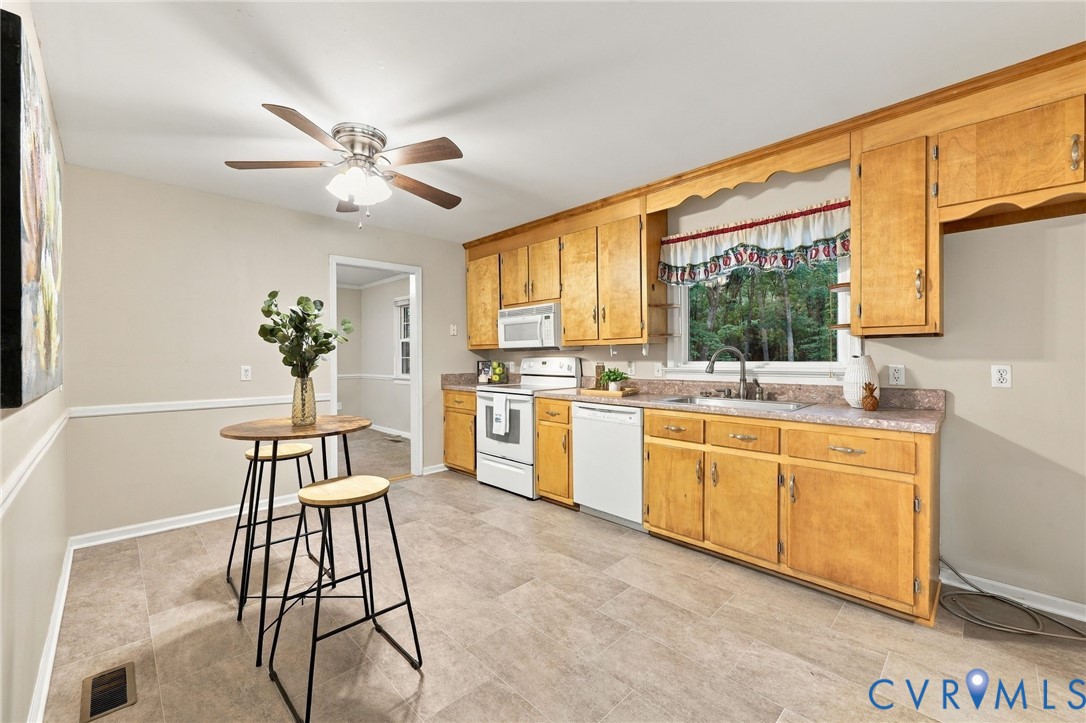 14141 Puritan Road Chesterfield, VA 23838 - Photo 14 of 41 Gallery Image 14