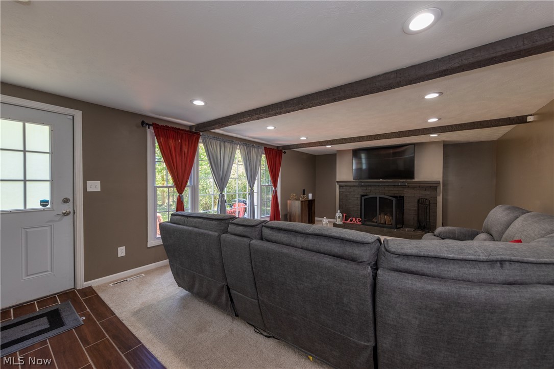 3573 Atherstone Road Cleveland, OH 44121 - Photo 9 of 33