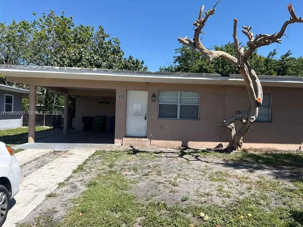 $2,000 | 1413 Northwest 3rd Street, Fort Lauderdale, FL 33311