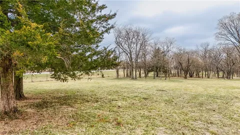 $100,000 | 4745 Highway 33, Wellsville, KS 66092