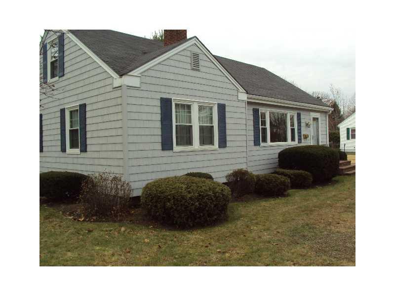 6 Anchor Road South Portland, ME 04106 - Photo 5 of 20 Exterior Front.