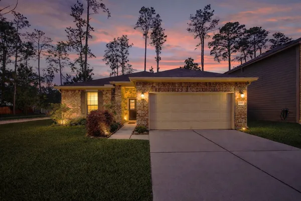 $294,500 | 2114 Lost Timbers Drive, Conroe, TX 77304