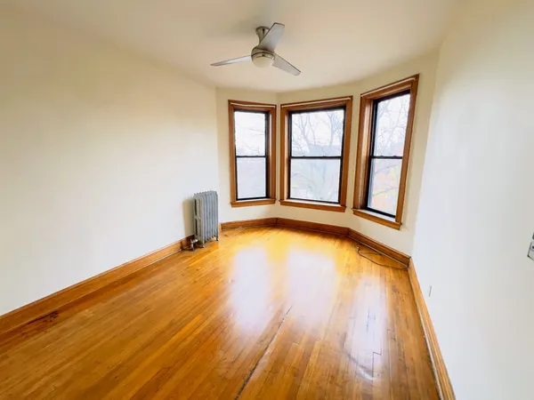 $2,700 | 2502 North Kedzie Boulevard, Unit 1, Chicago, IL 60647
