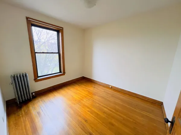 $2,700 | 2502 North Kedzie Boulevard, Unit 1, Chicago, IL 60647