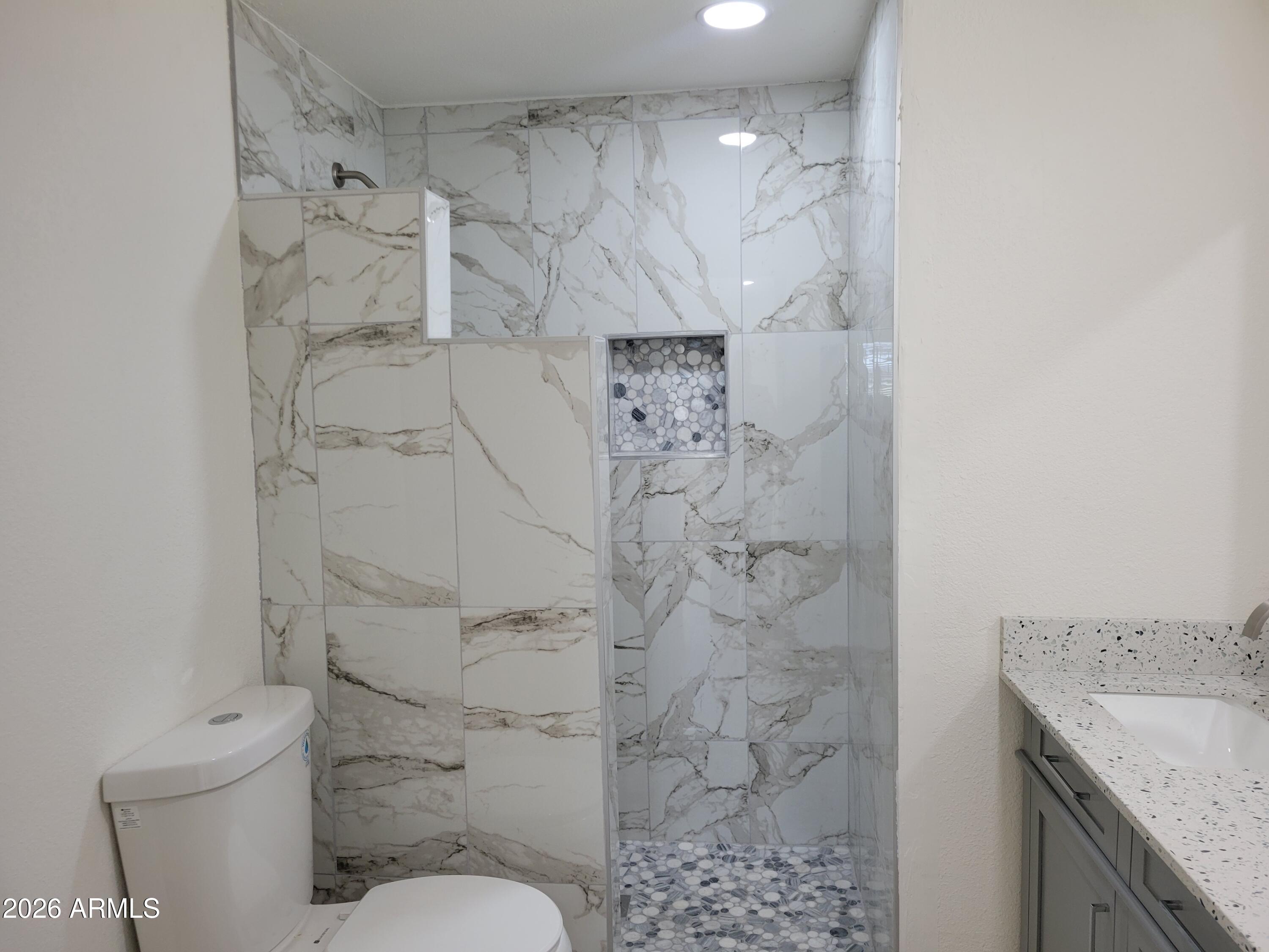 18026 North Cave Creek Road, Unit 1 Phoenix, AZ 85032 - Photo 8 of 14 1000131544