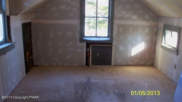 273 Crescent Lake Road Scotrun, PA 18355 - Photo 5 of 8 Bedroom