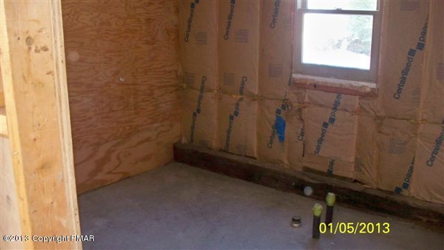273 Crescent Lake Road Scotrun, PA 18355 - Photo 6 of 8 Bedroom 2
