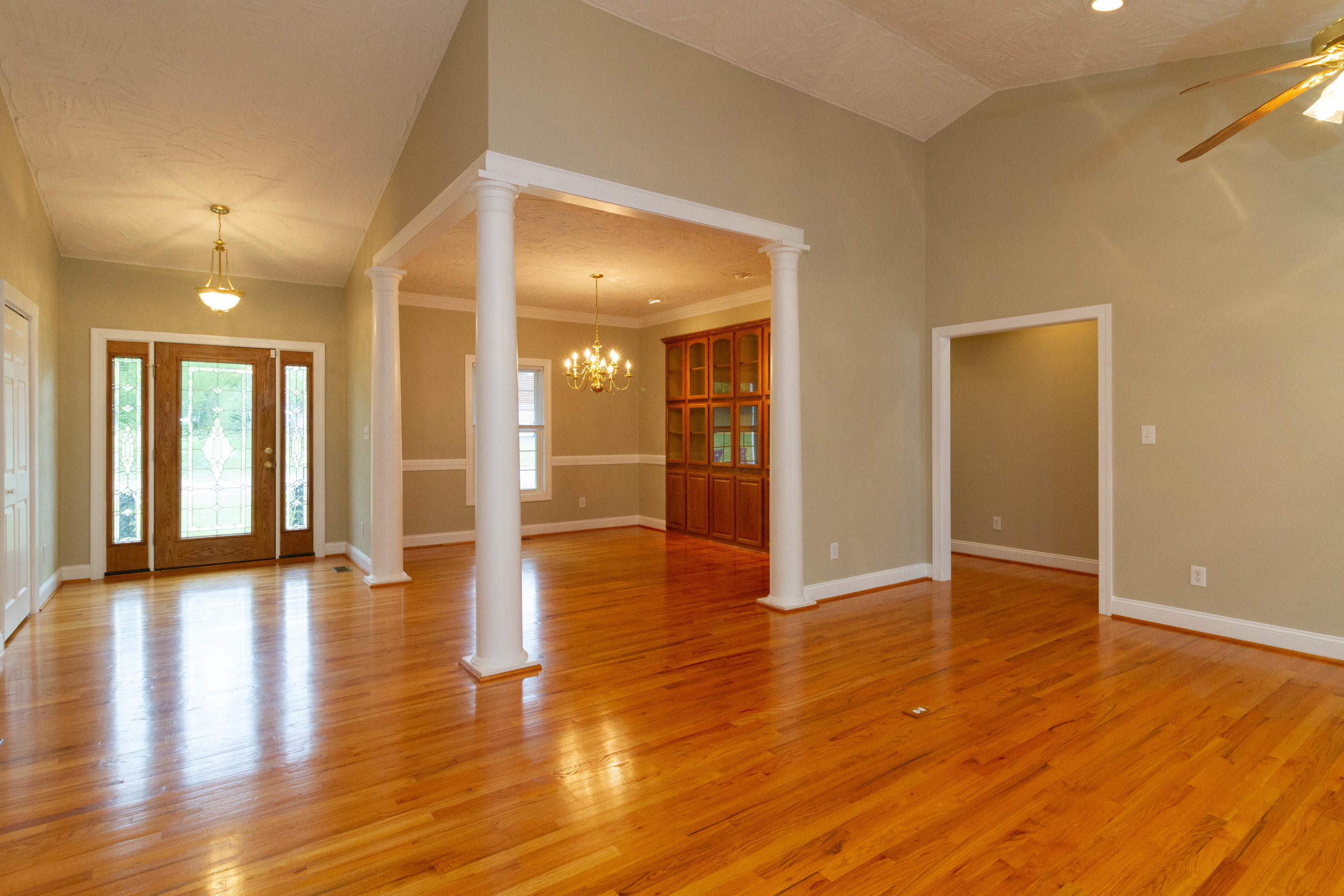 3504 Pinnacle Ridge Road Northeast Roanoke, VA 24012 - Photo 3 of 10 Dining Room