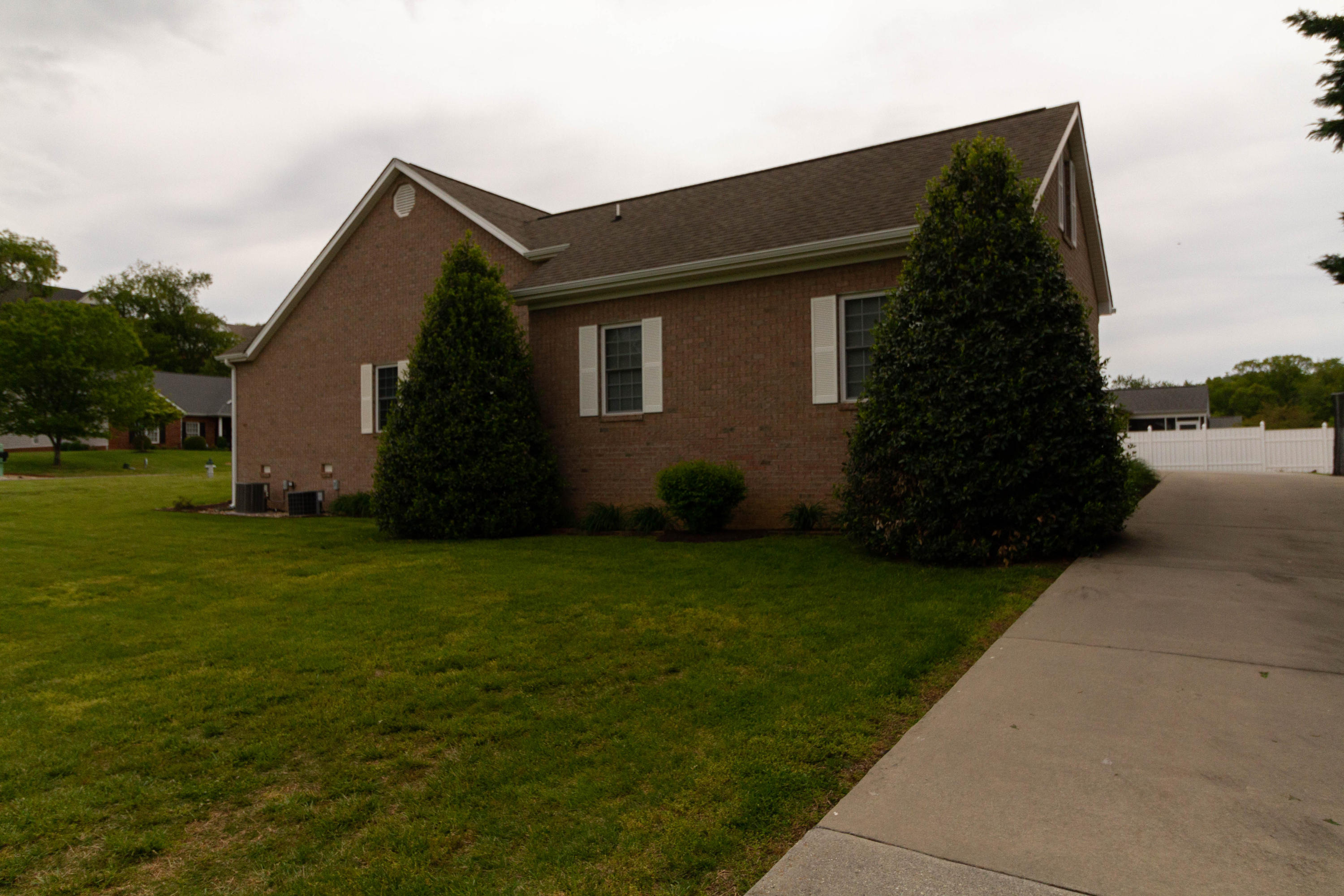 3504 Pinnacle Ridge Road Northeast Roanoke, VA 24012 - Photo 7 of 10 View-Side