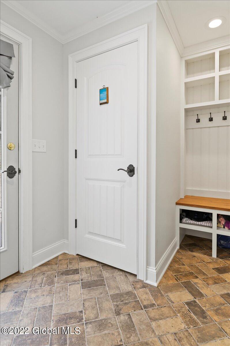 30 Swatling Road Colonie, NY 12110 - Photo 22 of 54 17-FJD_5395