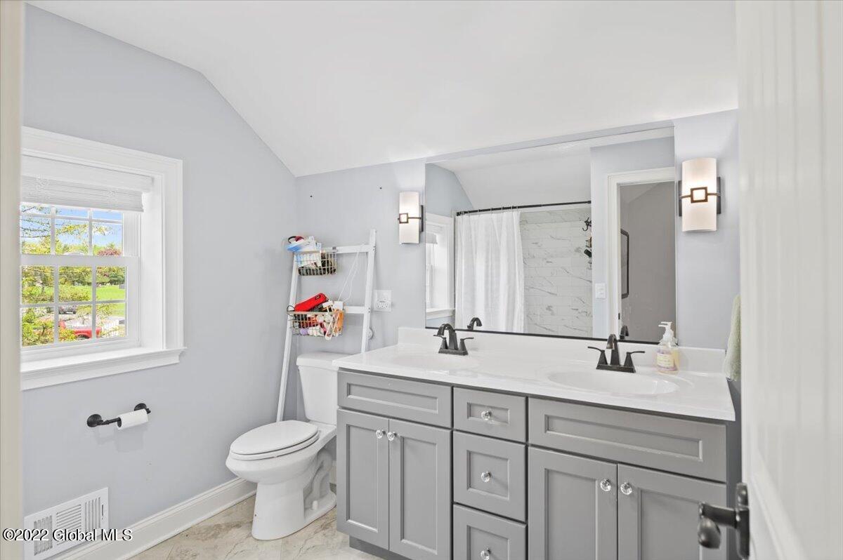 30 Swatling Road Colonie, NY 12110 - Photo 27 of 54 22-FJD_5416