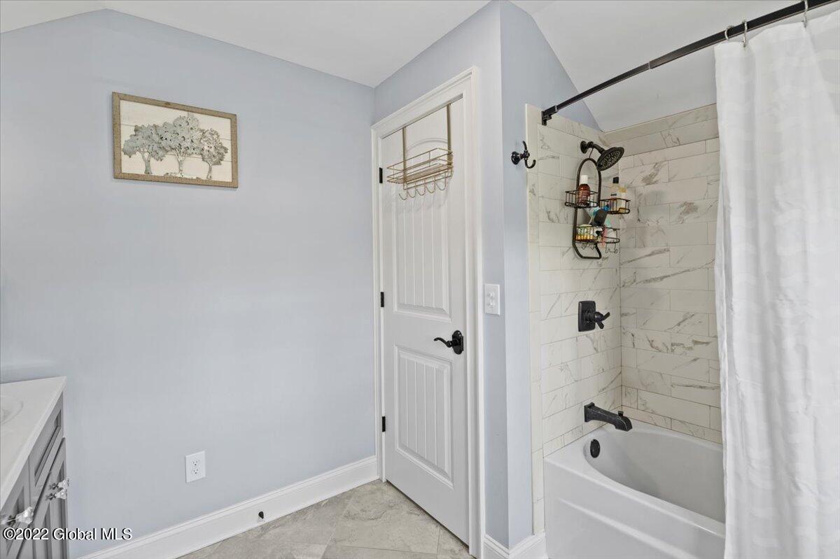 30 Swatling Road Colonie, NY 12110 - Photo 29 of 54 25-FJD_5422