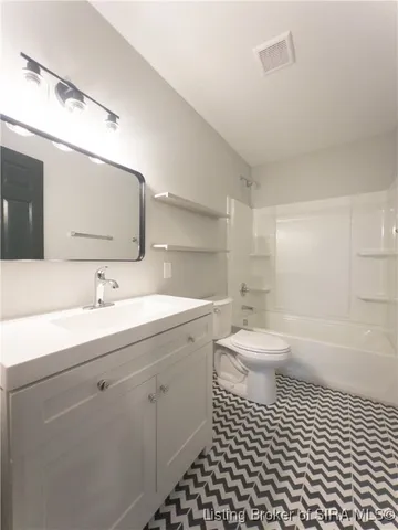 $399,900 | 717 Linden Street, New Albany, IN 47150