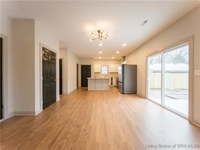 $399,900 | 717 Linden Street, New Albany, IN 47150