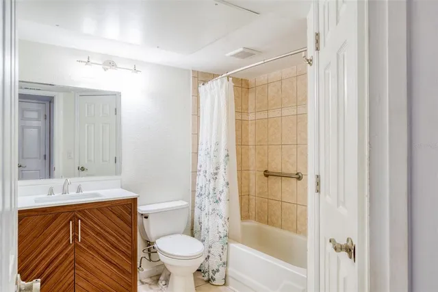 $149,500 | 320 Black Oak Court, Unit 107, Altamonte Springs, FL 32701