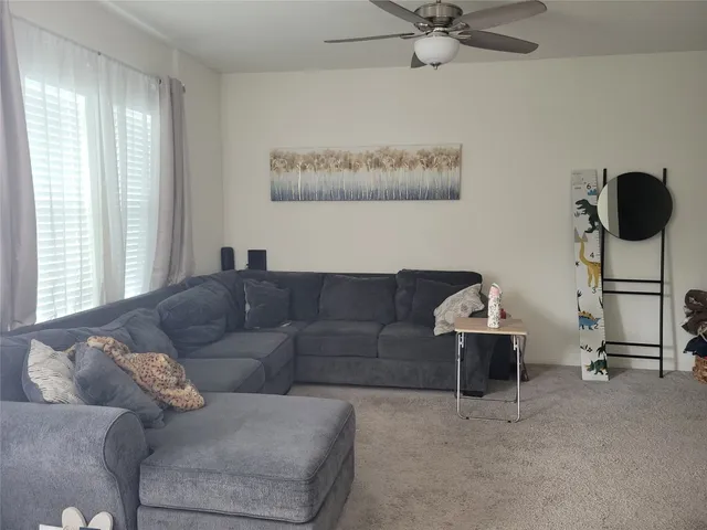 $295,000 | 107 Gemsbok Road, Hutto, TX 78634