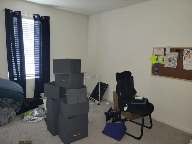 $295,000 | 107 Gemsbok Road, Hutto, TX 78634