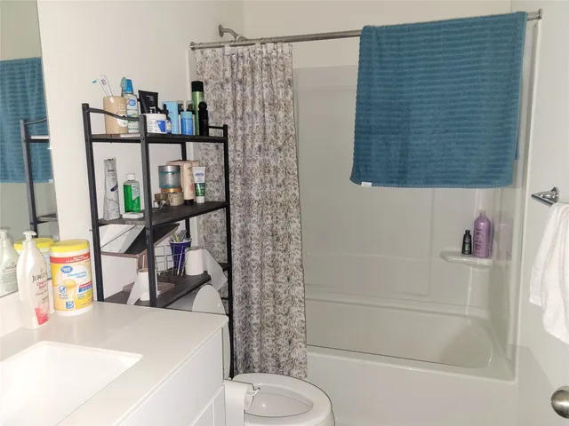 $295,000 | 107 Gemsbok Road, Hutto, TX 78634