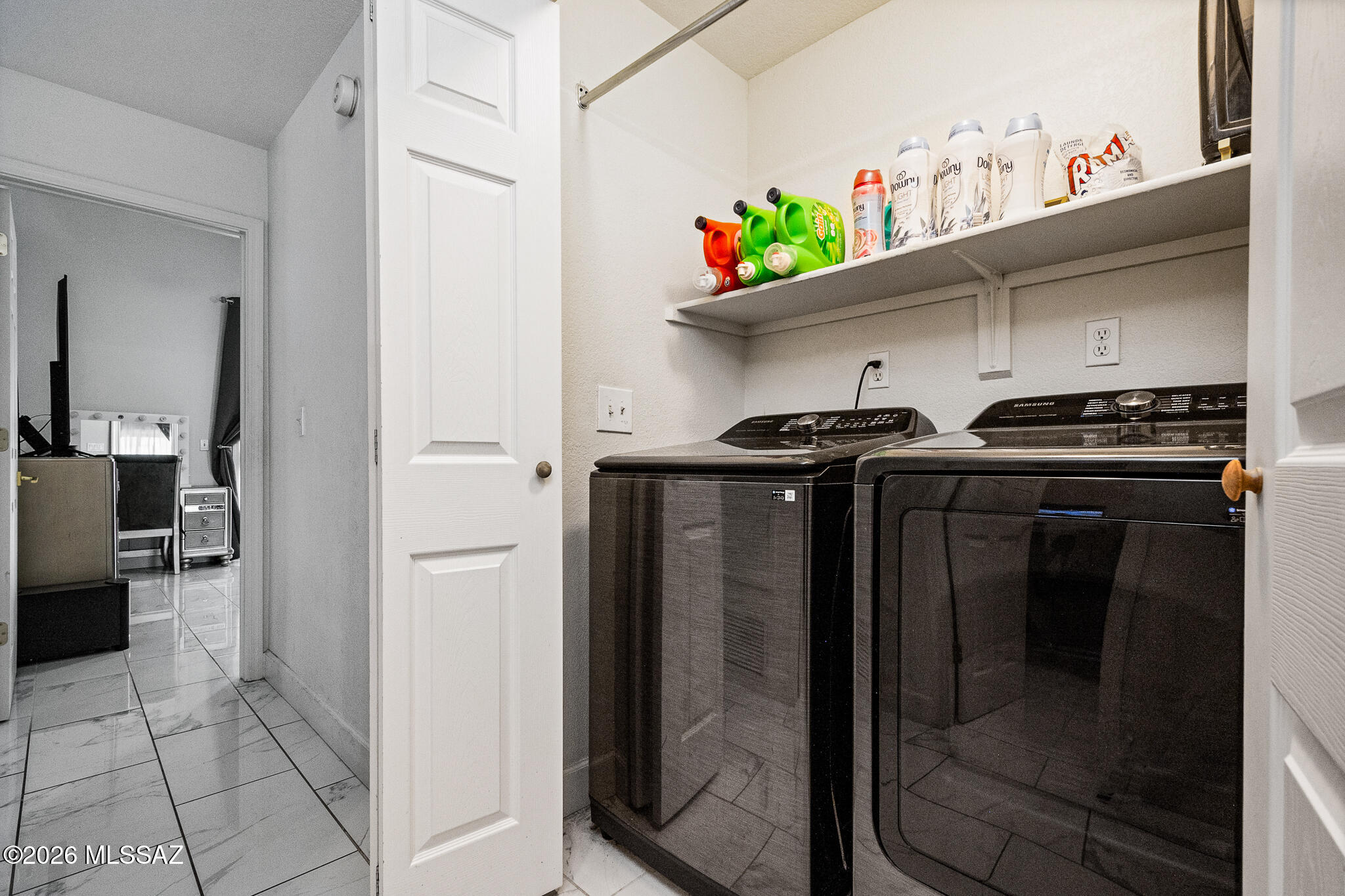 5418 South Wembly Road Tucson, AZ 85746 - Photo 27 of 28 Laundry Room