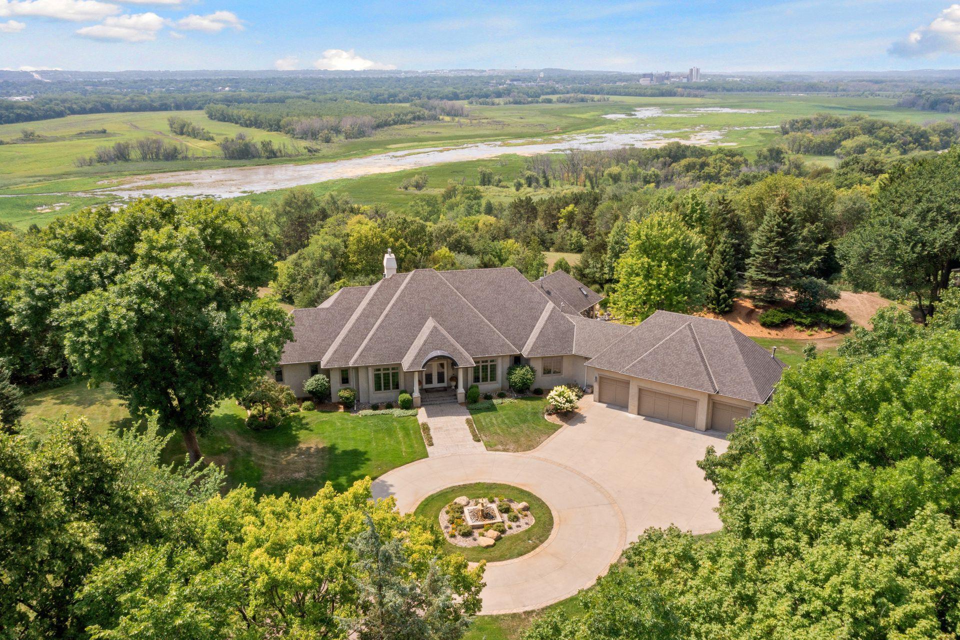 10020 Dell Road Eden Prairie, MN 55347 - Photo 1 of 85 Gallery Image 1