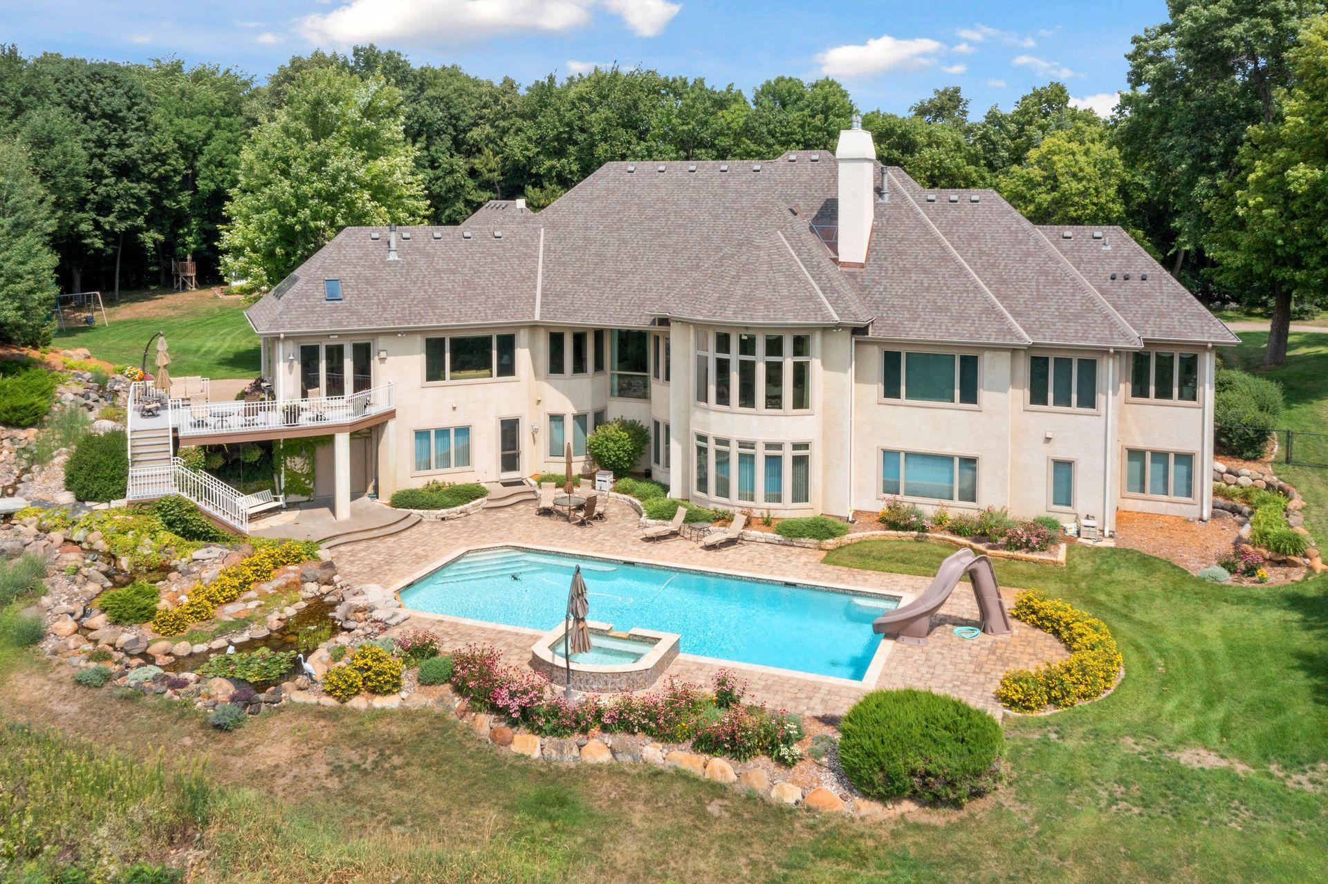 10020 Dell Road Eden Prairie, MN 55347 - Photo 4 of 85 Gallery Image 4