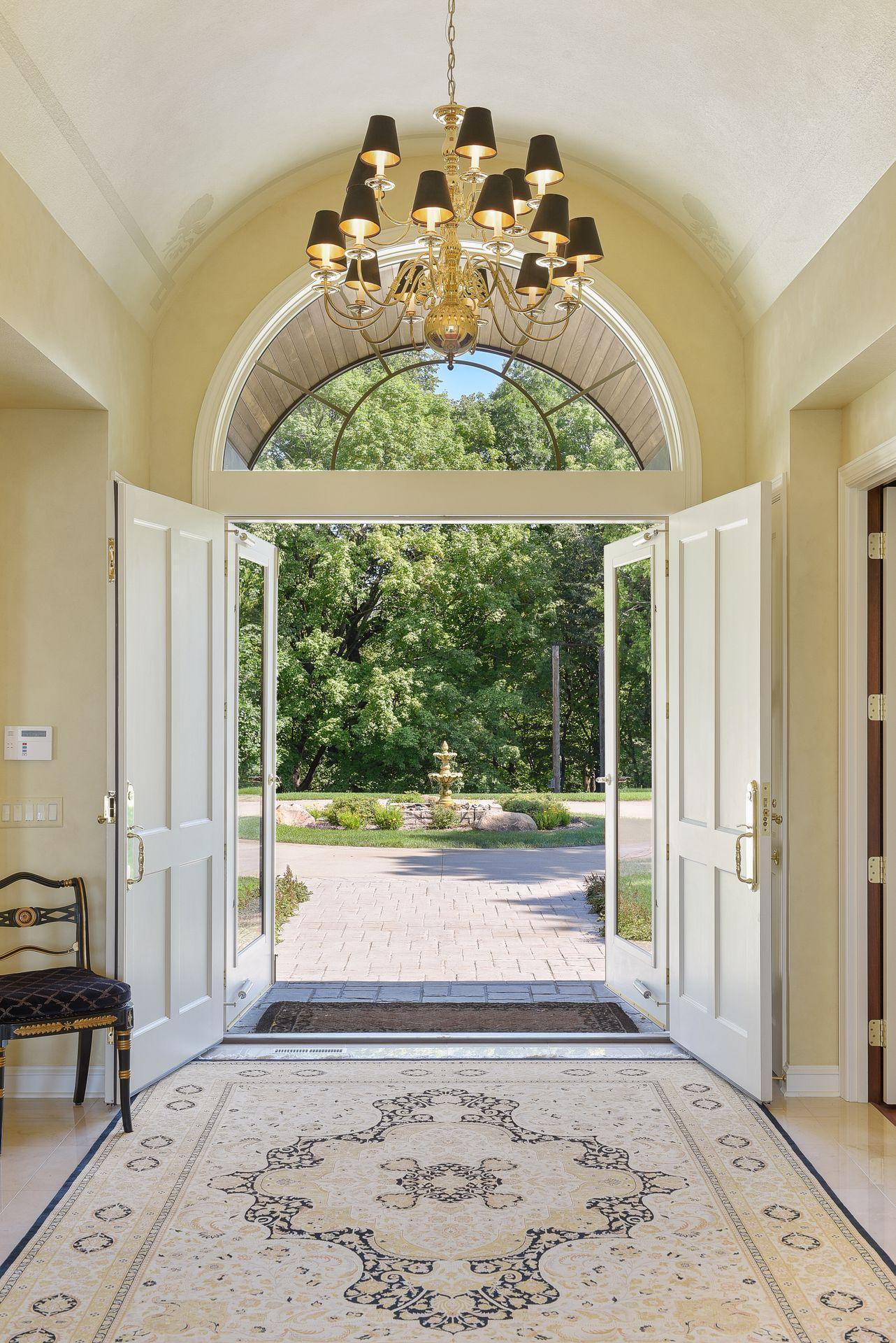 10020 Dell Road Eden Prairie, MN 55347 - Photo 7 of 85 Gallery Image 7