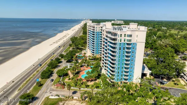$469,900 | 2230 Beach Drive, Unit 301, Gulfport, MS 39507