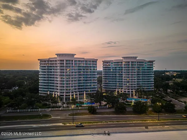 $469,900 | 2230 Beach Drive, Unit 301, Gulfport, MS 39507