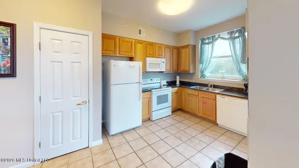 $469,900 | 2230 Beach Drive, Unit 301, Gulfport, MS 39507