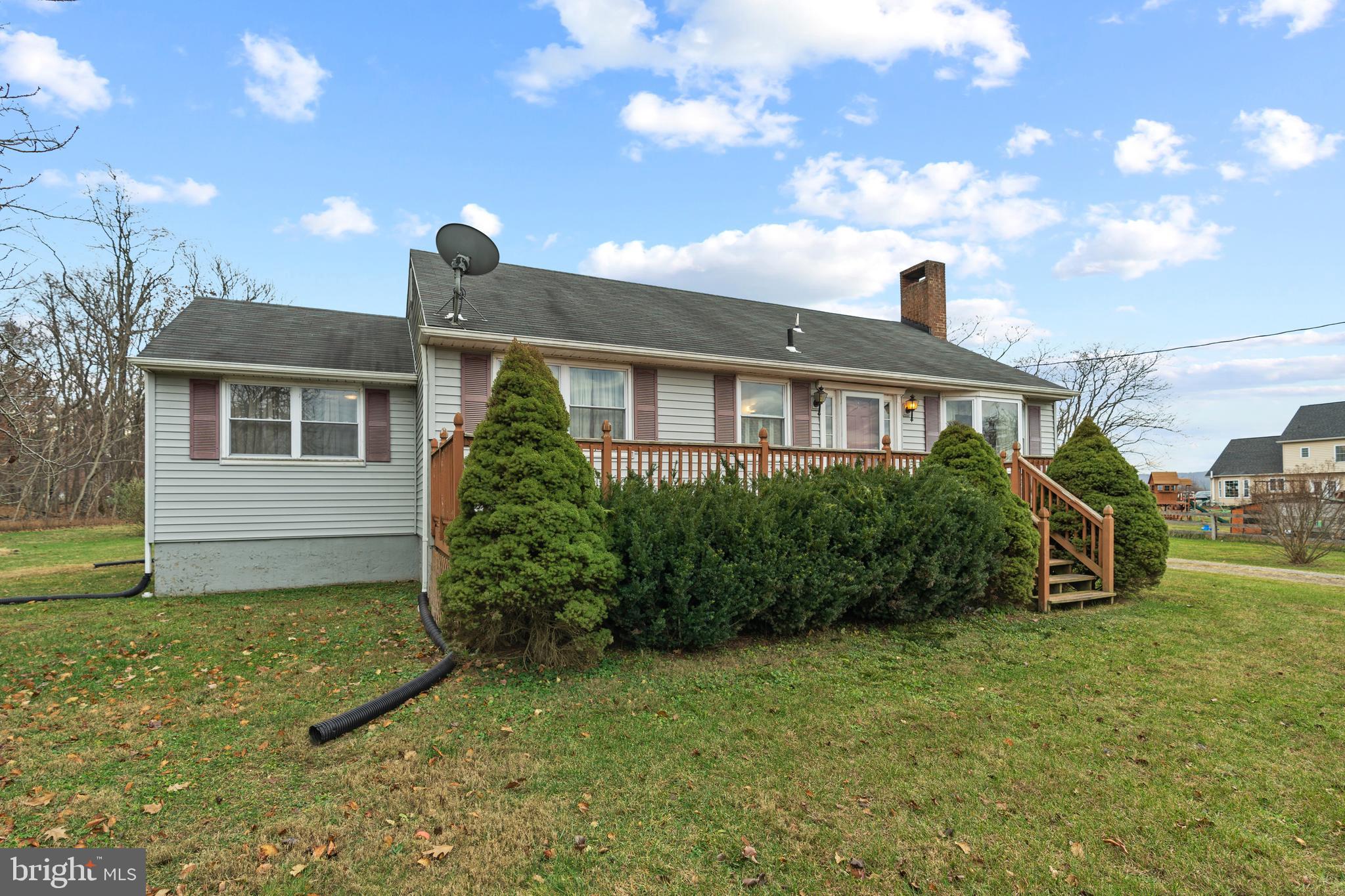 42567 Spinks Ferry Road Leesburg, VA 20176 - Photo 3 of 37 Exterior Front