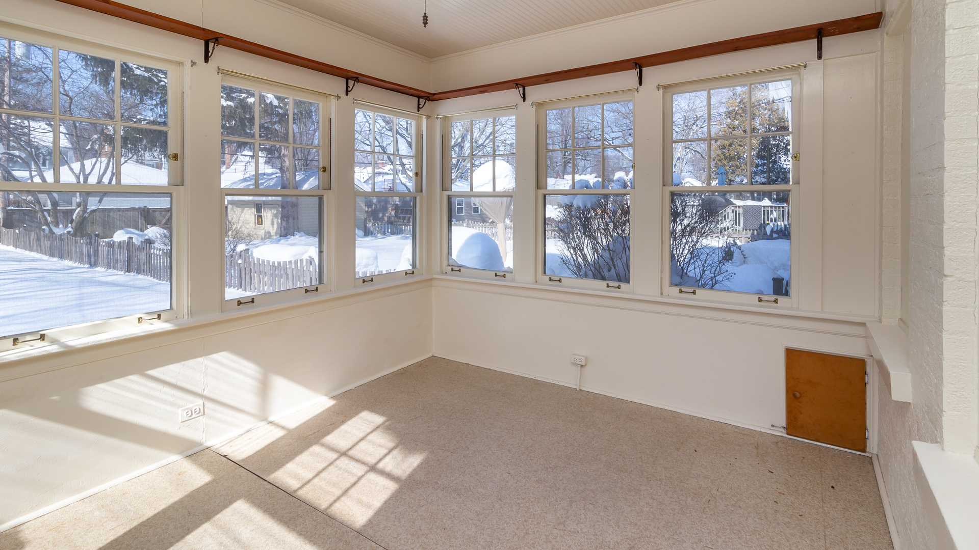 2210 Forestview Road Evanston, IL 60201 - Photo 12 of 28 Gallery Image 12