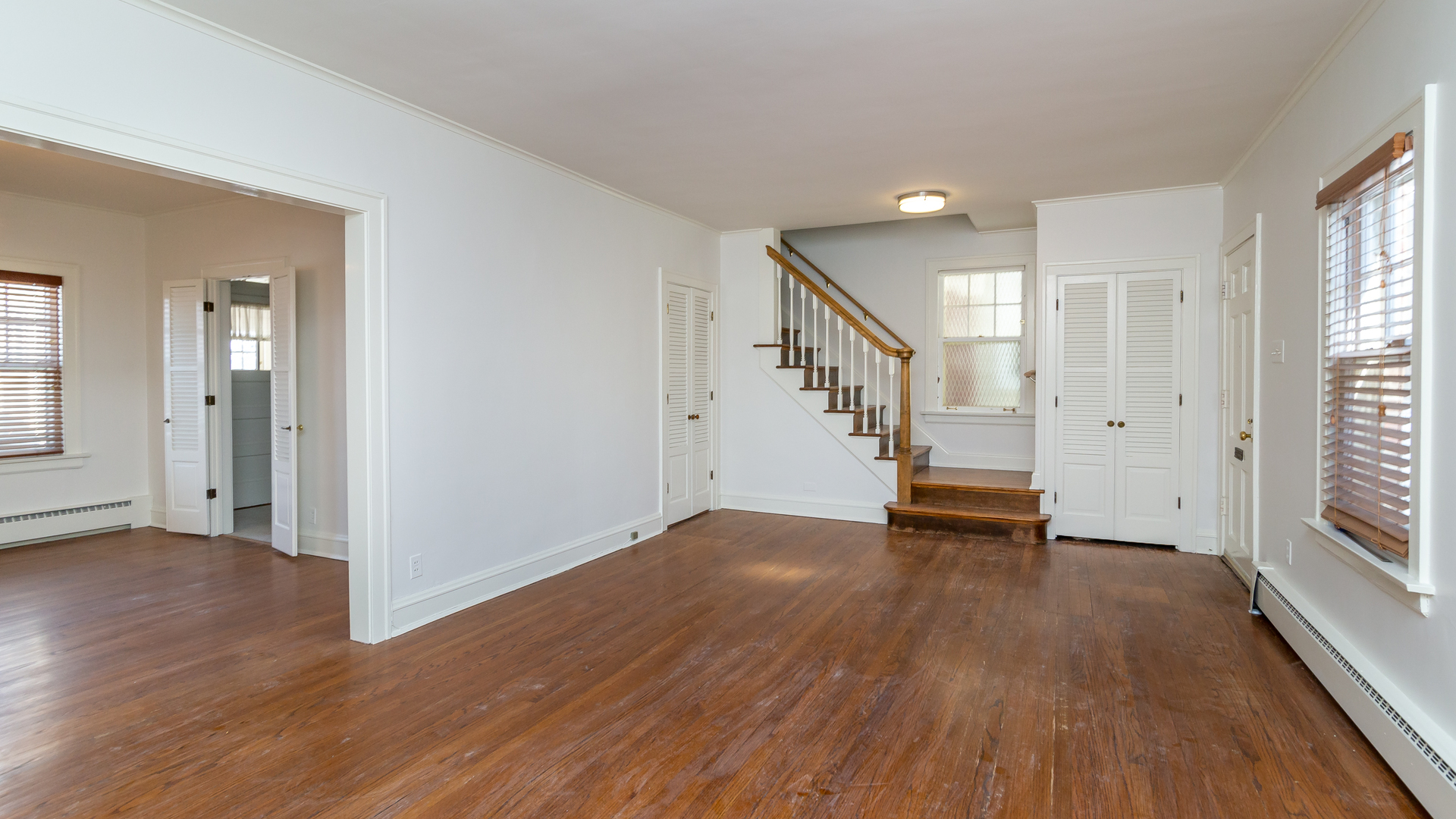 2210 Forestview Road Evanston, IL 60201 - Photo 4 of 28 Gallery Image 4