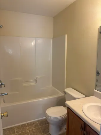 $1,350 | 2738 West Tharpe Street, Unit 1004, Tallahassee, FL 32303
