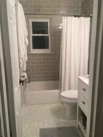 $3,500 | 8 Blackford Avenue, Yonkers, NY 10704