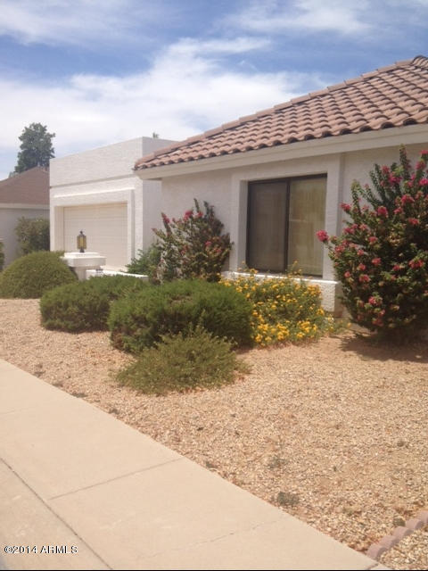 3314 East Clark Road Phoenix, AZ 85050 - Photo 2 of 30 Nice Desert Maintenance Free Landscape